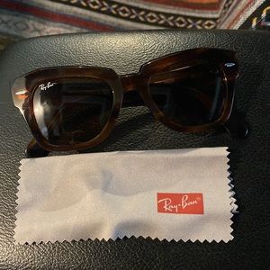 Ray-Ban State Street tortoise frame front,sides, light brown lenses, <year old